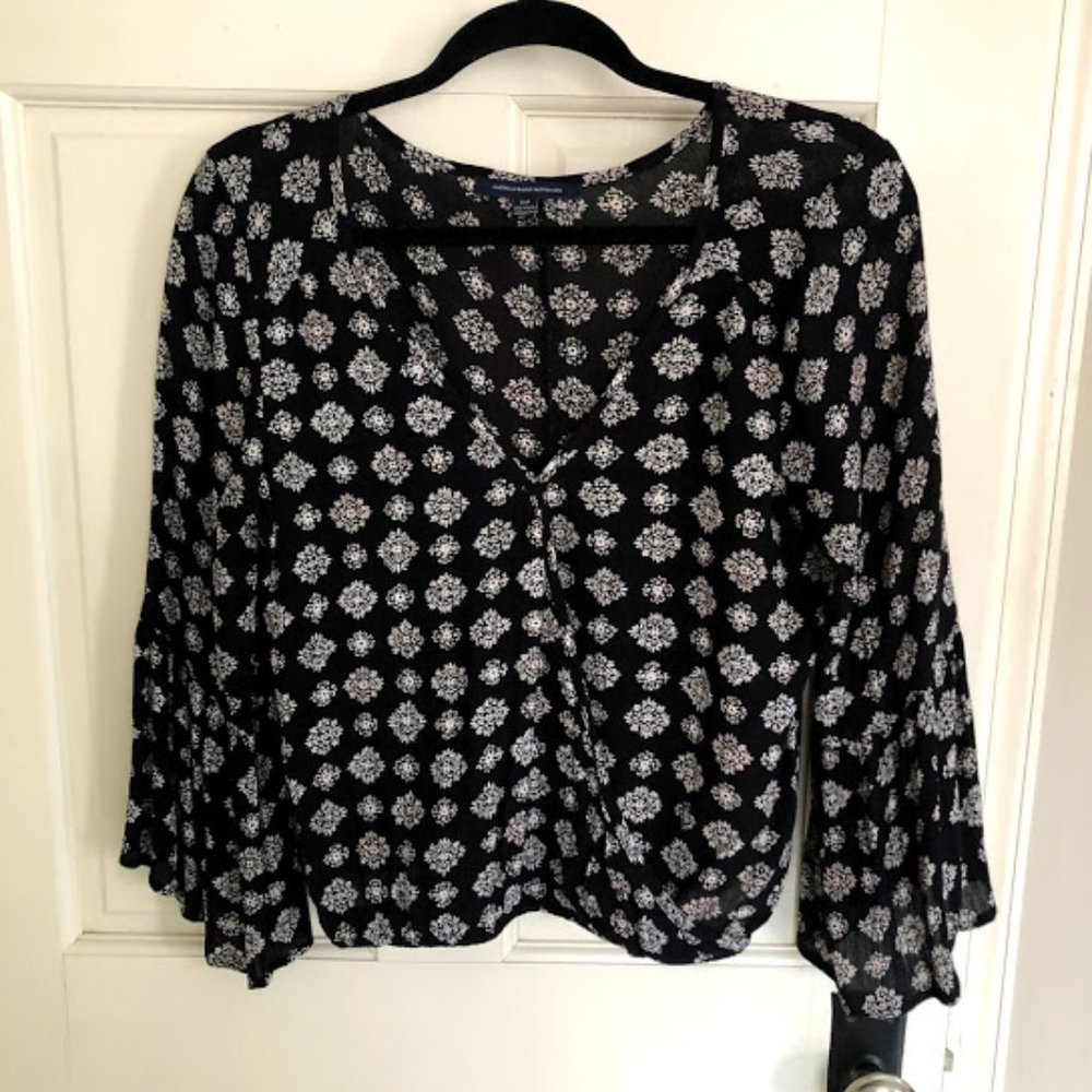 American Eagle V-Neck Boho Blouse